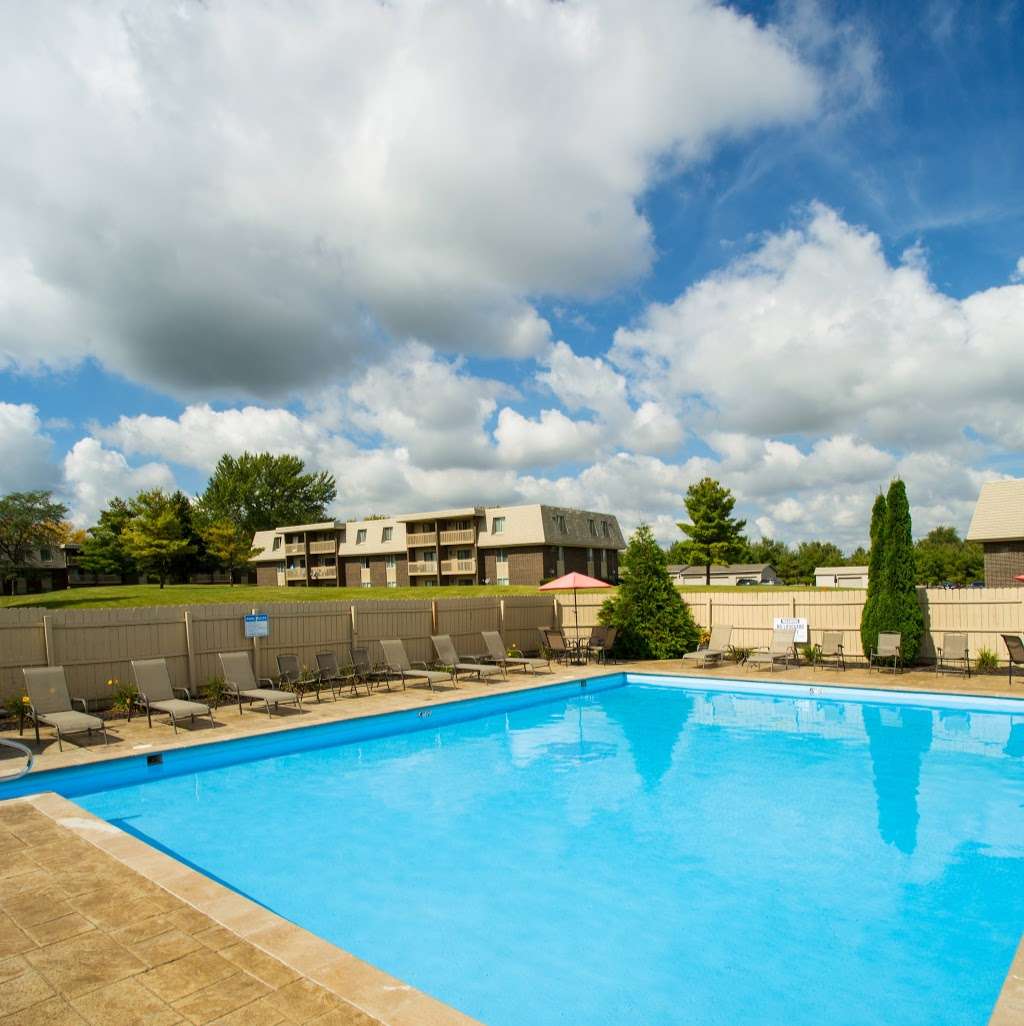 Cypress Pointe Apartments | 930 Cypress Pointe Drive, Crown Point, IN 46307, USA | Phone: (219) 661-9800