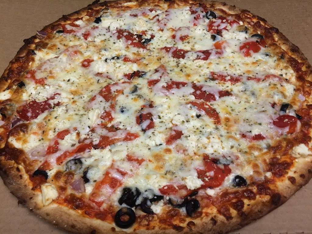 Rosatis Pizza Of Streamwood | 27 S Sutton Rd, Streamwood, IL 60107, USA | Phone: (630) 837-1515