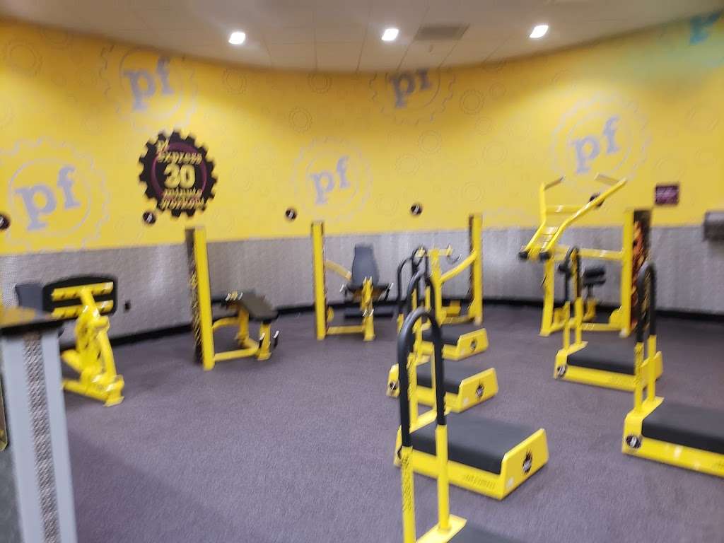 Planet Fitness | 154 Browns Valley Pkwy, Vacaville, CA 95688, USA | Phone: (707) 305-1050