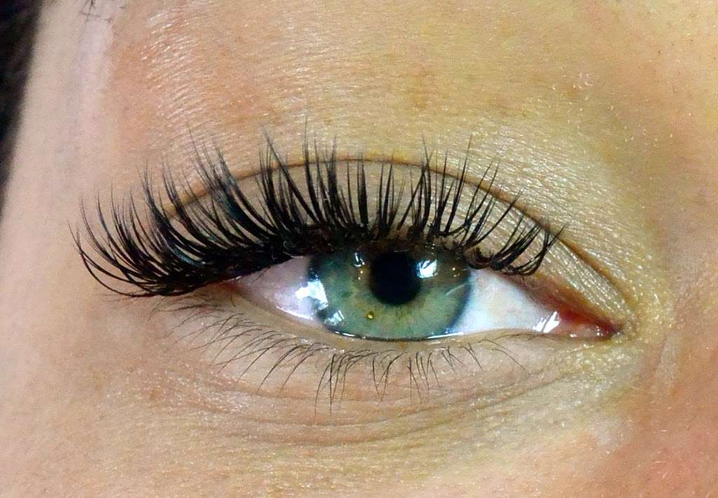 All About The Look Eyelash Studio | 1455 Mineral Spring Ave, North Providence, RI 02904, USA | Phone: (401) 228-8610