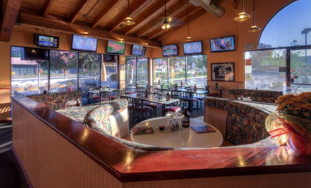 Oggis Pizza & Brewing Co | 18810 Soledad Canyon Rd, Santa Clarita, CA 91351 | Phone: (661) 252-7883