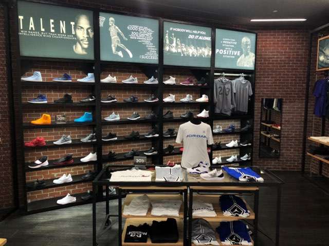 Shiekh | 6000 Sepulveda Boulevard Westfield, Mall, Culver City, CA 90230, USA | Phone: (310) 391-2184