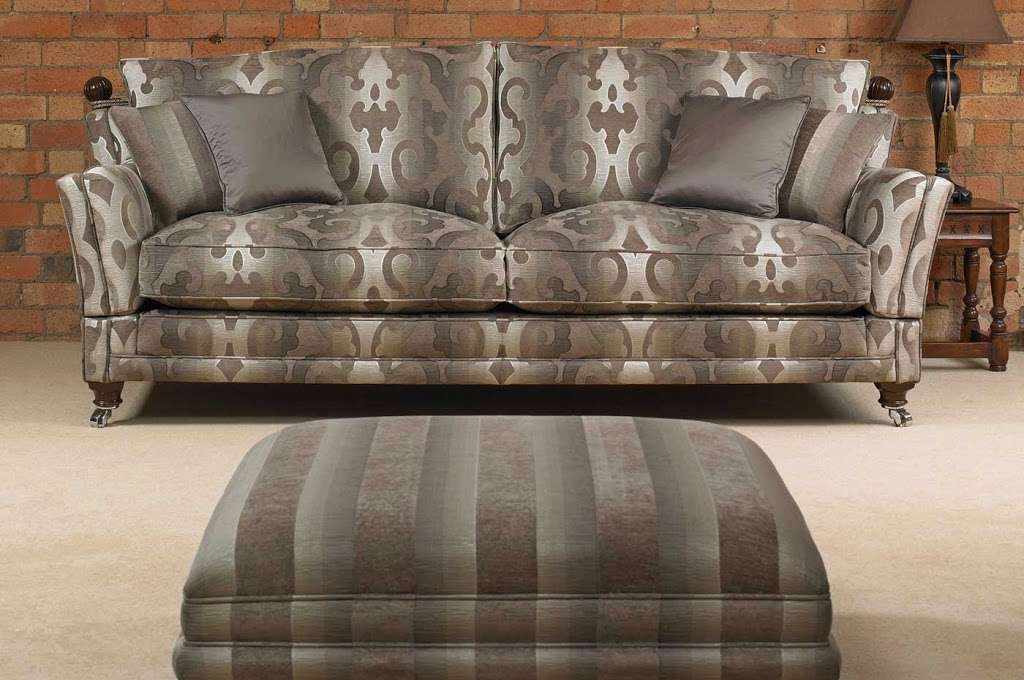 Heritage Sofas And Chairs | 8 Station Square, Orpington BR5 1NA, UK | Phone: 01689 875277