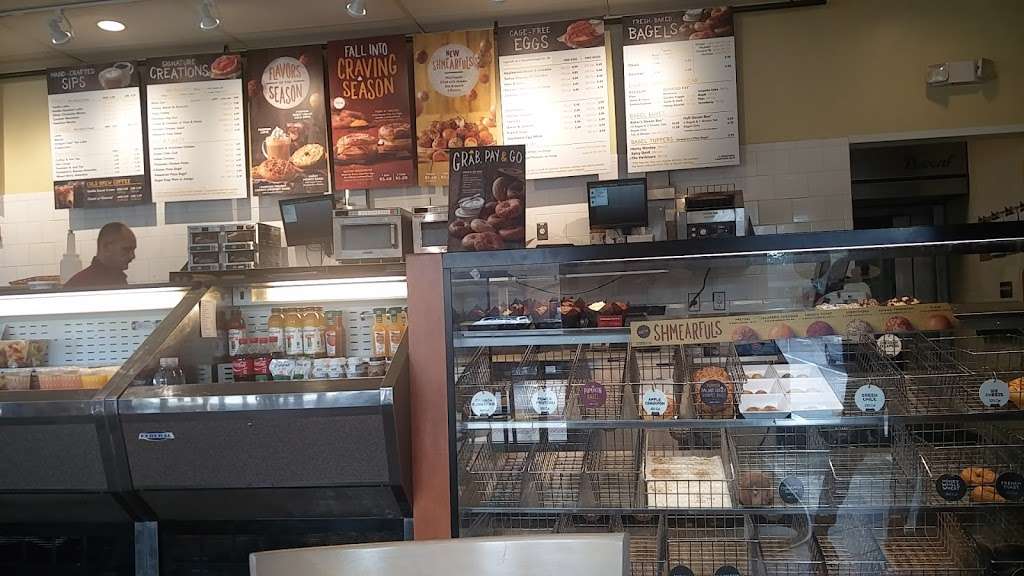 Einstein Bros. Bagels | 2797 Pfingsten Rd, Glenview, IL 60026, USA | Phone: (847) 272-4493