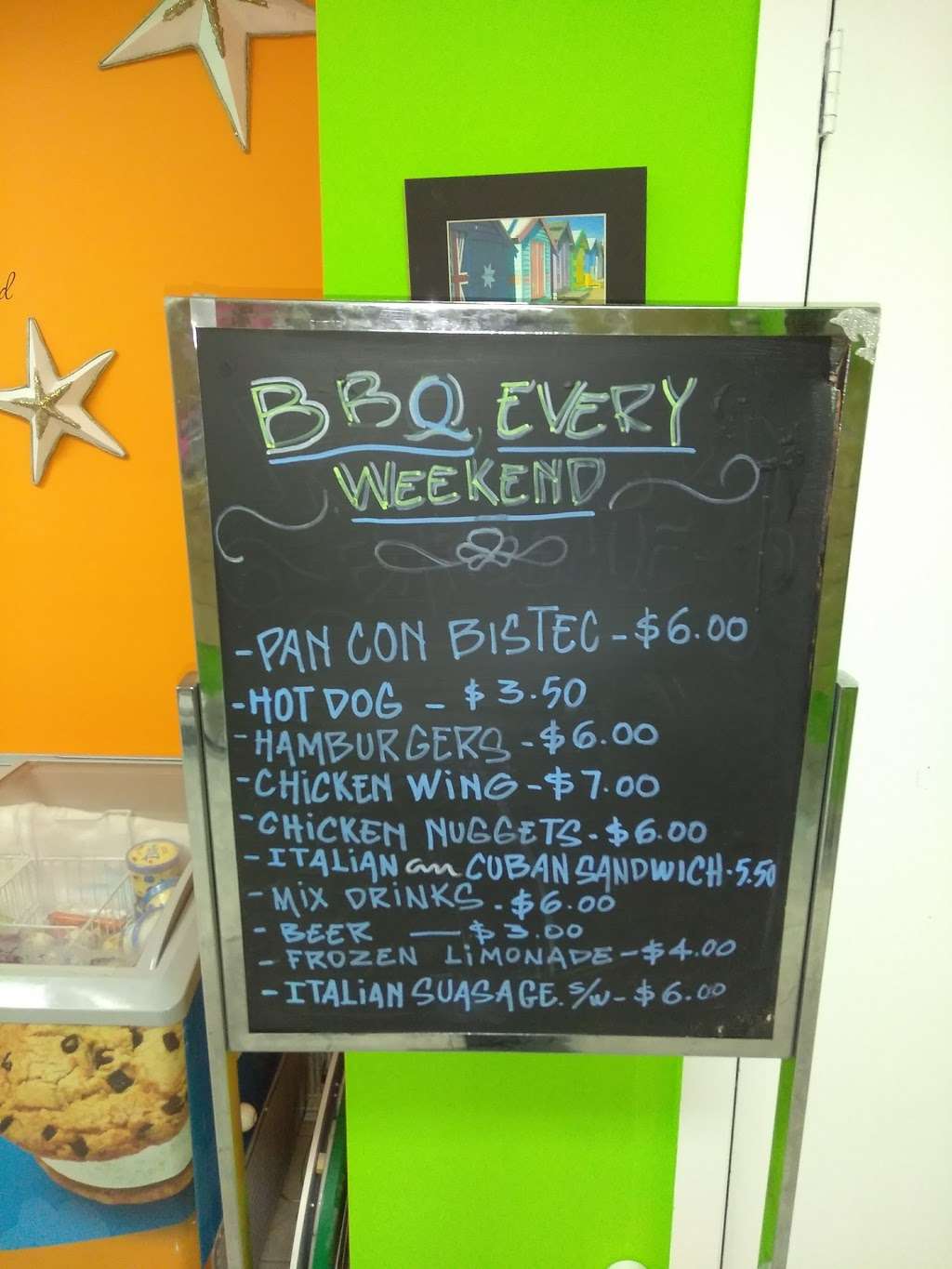 Beach Cafe & Mini Market | 2030 S Ocean Dr suite 102, Hallandale Beach, FL 33009, USA | Phone: (954) 458-7000