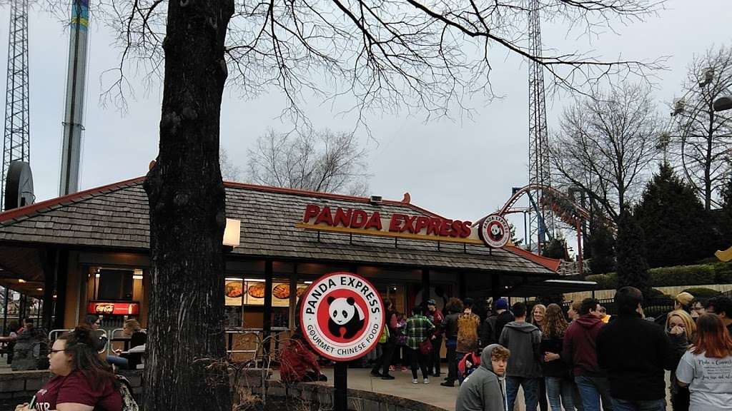 Panda Express | 4545 Worlds of Fun Ave, Kansas City, MO 64161, USA | Phone: (816) 303-5170