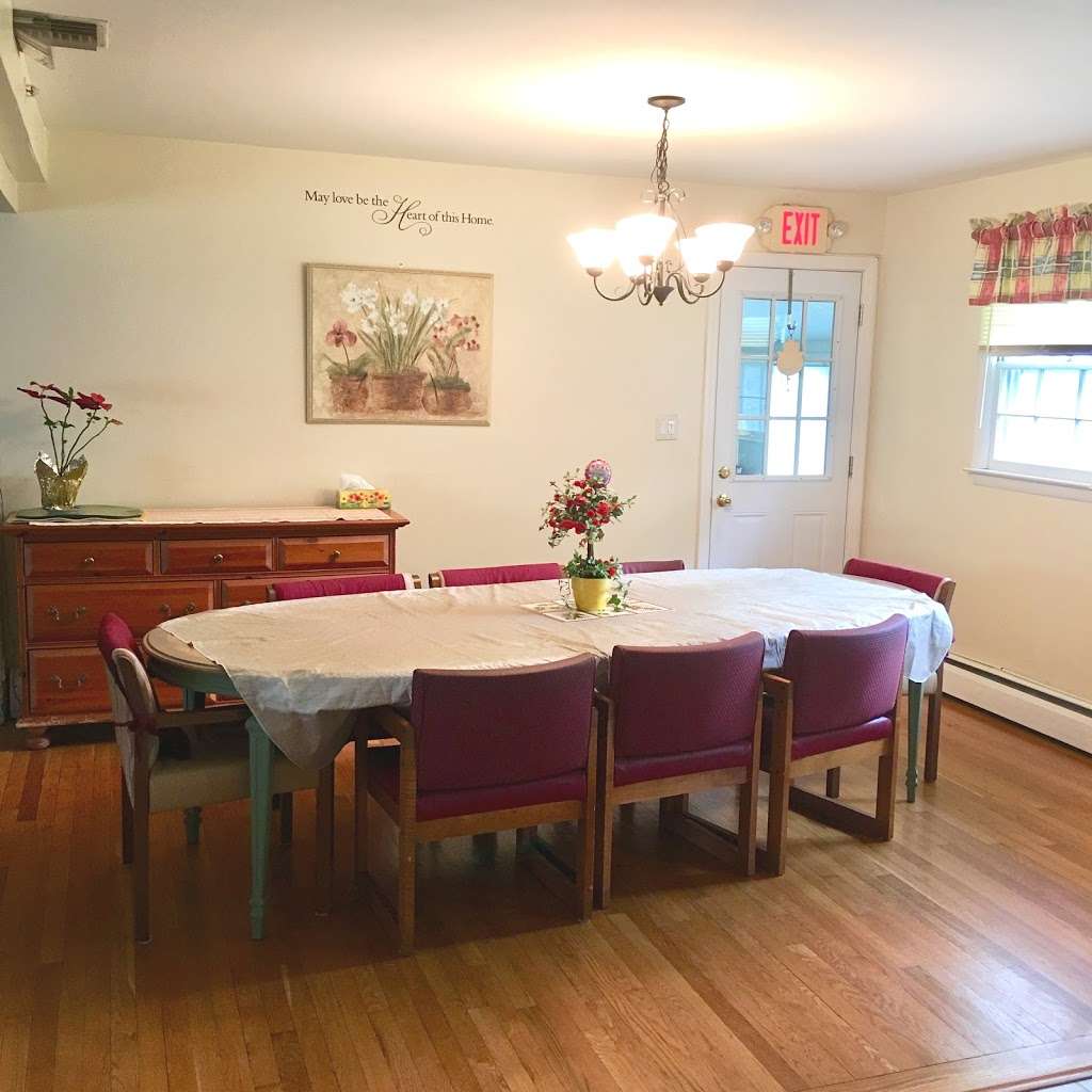 Greenway Manor, LLC - Assisted Living | 2913 Greenway Dr, Ellicott City, MD 21042 | Phone: (410) 696-2844