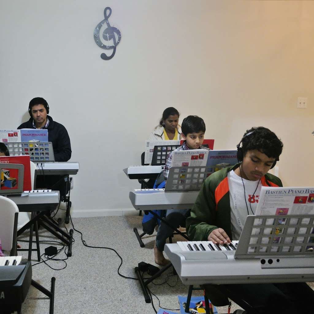 Washington Shruti -Indian School Of Music | 5706 Regal Crest Ct, Clifton, VA 20124, USA | Phone: (703) 801-7725