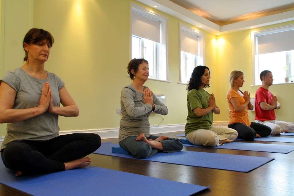 North London Yoga Centre | 114 Cockfosters Rd, Barnet EN4 0DP, UK | Phone: 07976 781357