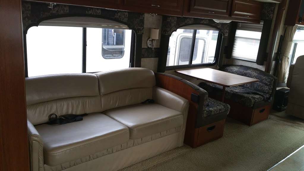 Oceans 11 RV Rentals | 1025 McFarland Ave, Wilmington, CA 90744 | Phone: (310) 999-9267