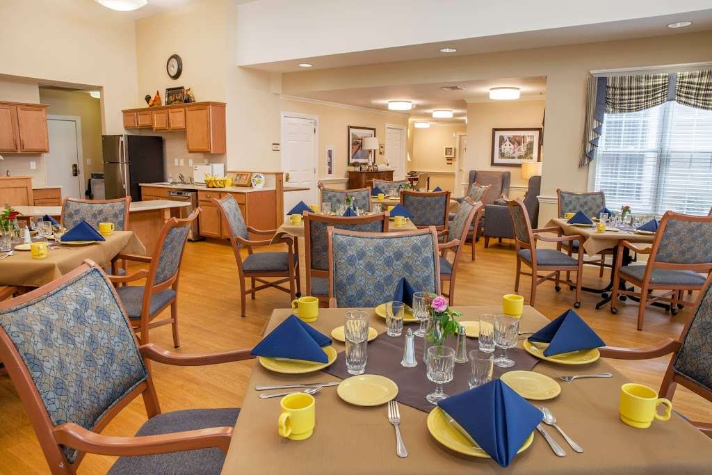 HeartFields Assisted Living at Frederick | 1820 Latham Dr, Frederick, MD 21701, USA | Phone: (301) 663-8800