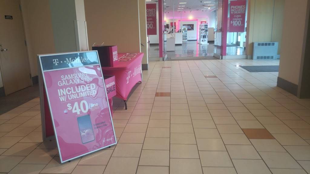 T-Mobile | 1 Echelon Mall #1300, Voorhees Township, NJ 08043, USA | Phone: (856) 772-0193