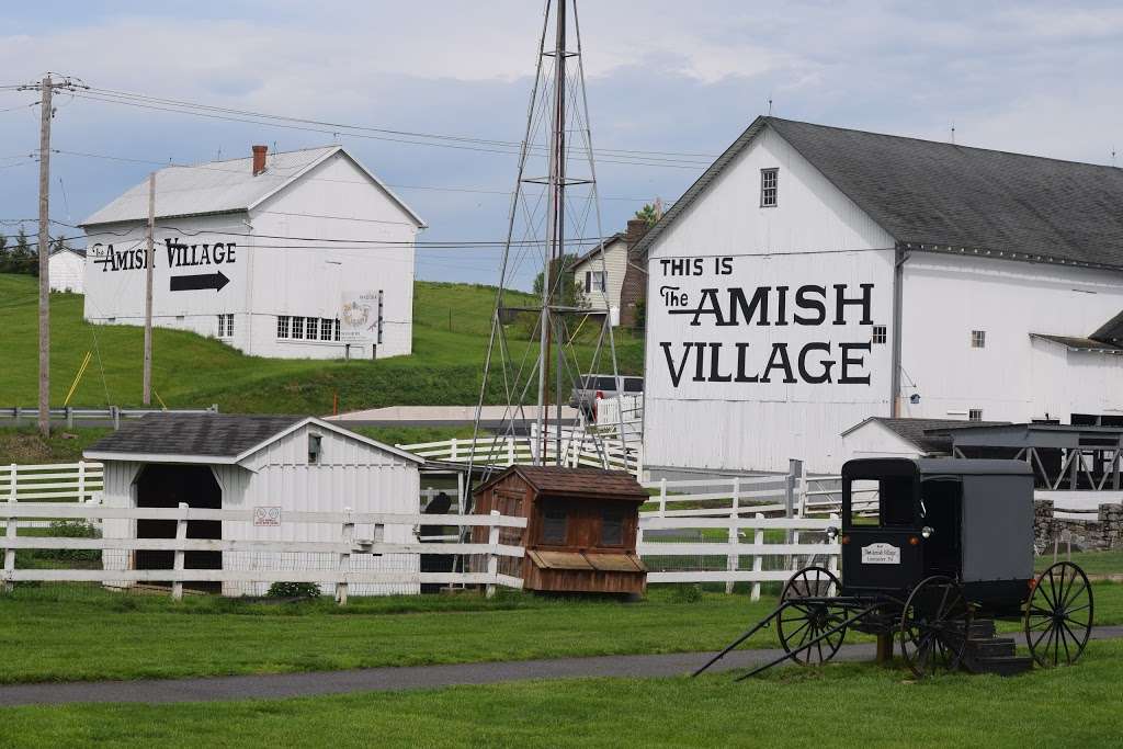 The Amish Village | 199 Hartman Bridge Rd, Ronks, PA 17572, USA | Phone: (717) 687-8511