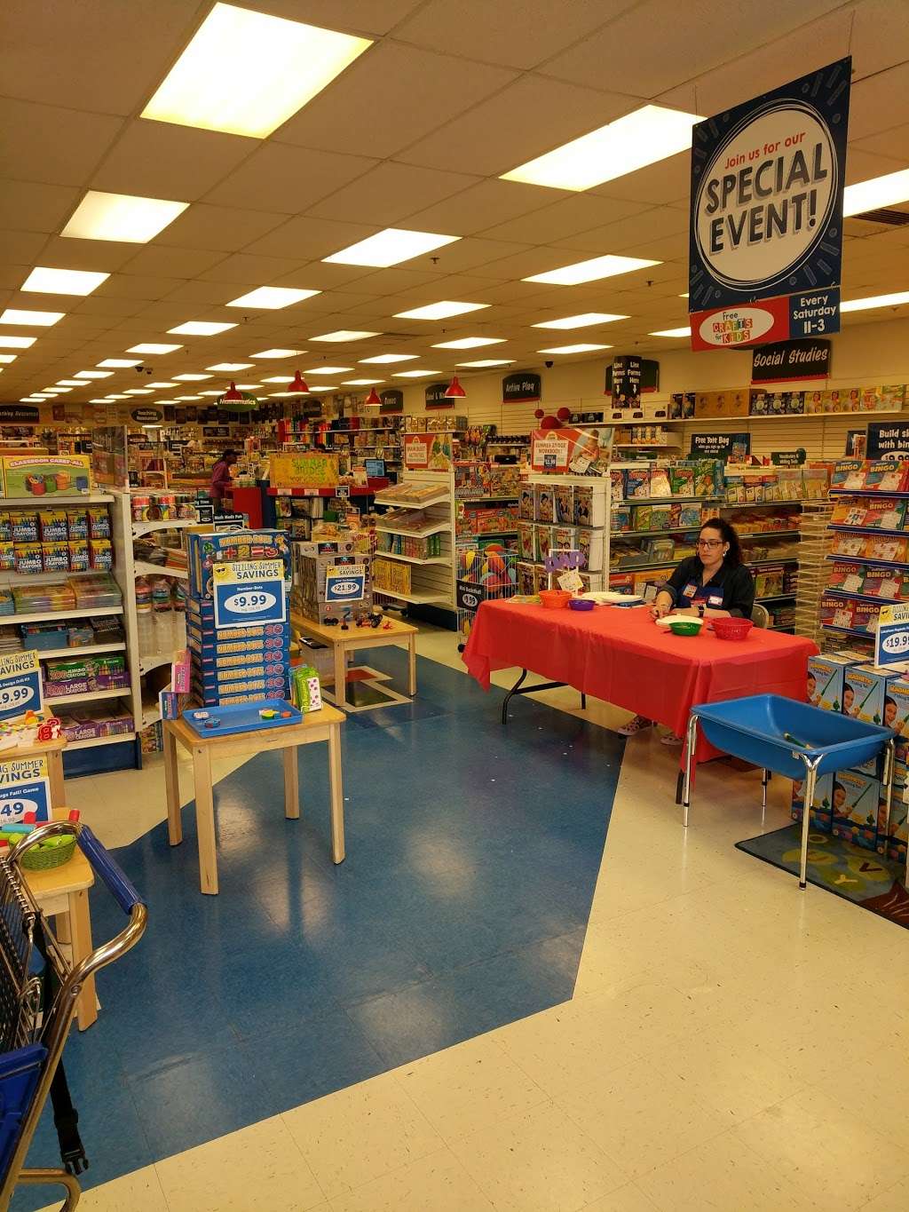 Lakeshore Learning Store | 449 Essex St, Hackensack, NJ 07601, USA | Phone: (201) 441-9214