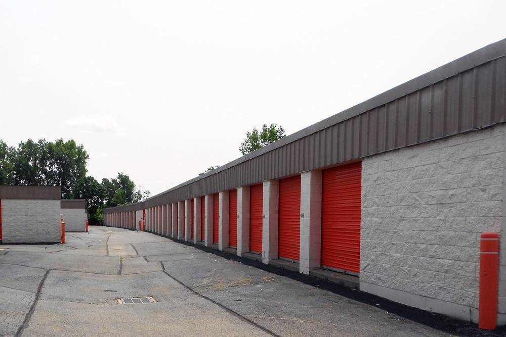 Public Storage | 2555 E Kemper Rd, Cincinnati, OH 45241, USA | Phone: (513) 399-5181