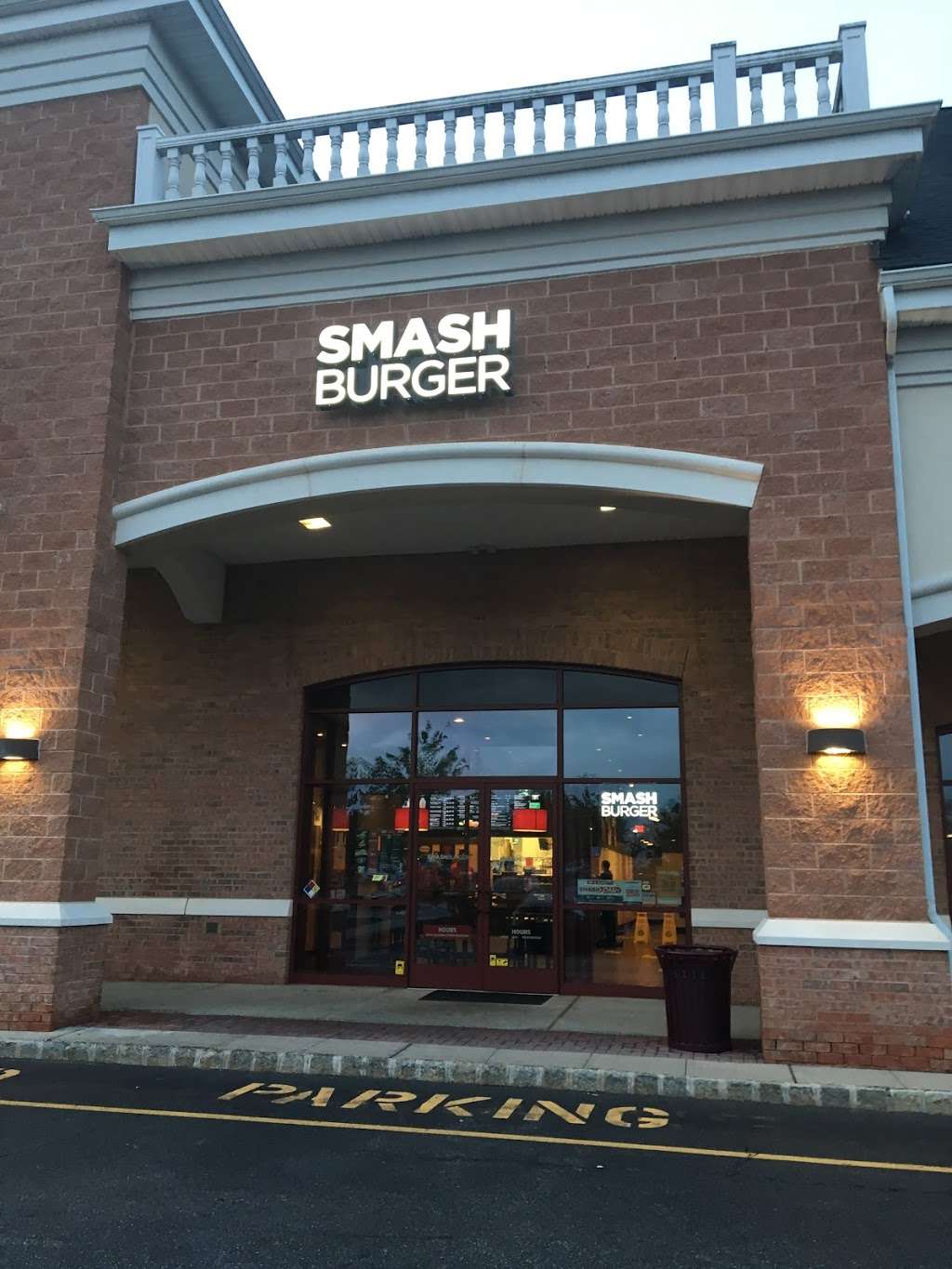 Smashburger | 3150 US-22, Branchburg, NJ 08876, USA | Phone: (908) 524-0099