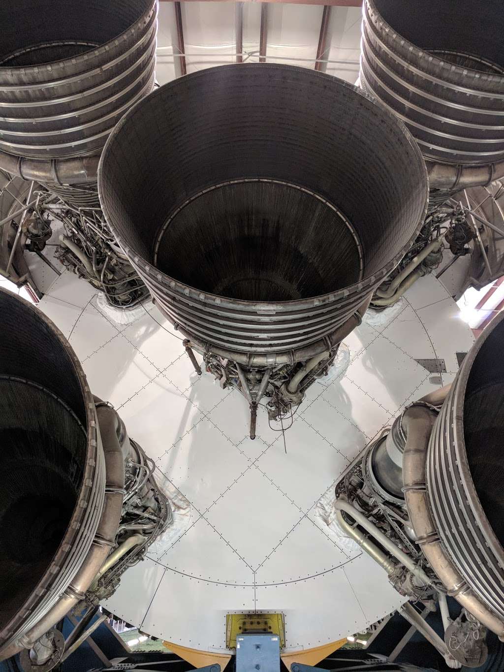 JSC Saturn V Rocket | 2101 E NASA Pkwy, Houston, TX 77058, USA | Phone: (281) 483-0123