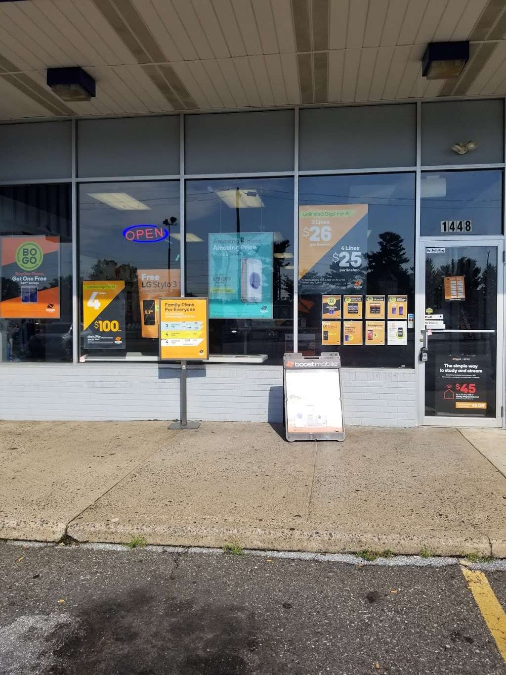 Boost Mobile | 1448 Chester Pike, Sharon Hill, PA 19079, USA | Phone: (215) 852-3214