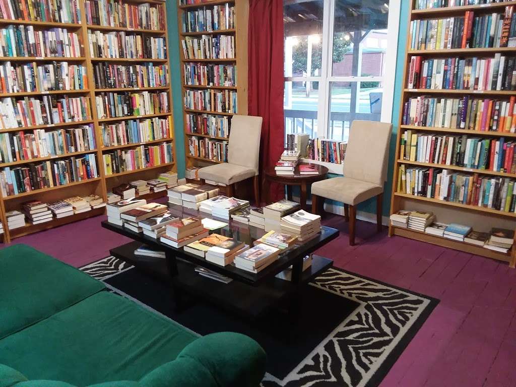 Turning Pages Book Lounge | 119 Atlantic Ave, Ocean View, DE 19970, USA | Phone: (302) 402-3113