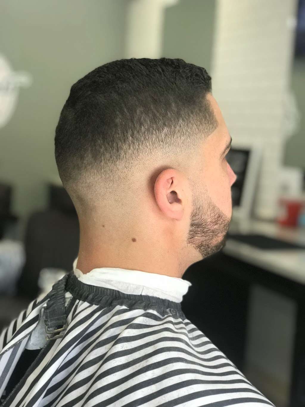 Conos Cuts Barber Shop | 494 Monmouth Rd, Millstone, NJ 08510, USA | Phone: (609) 259-2211