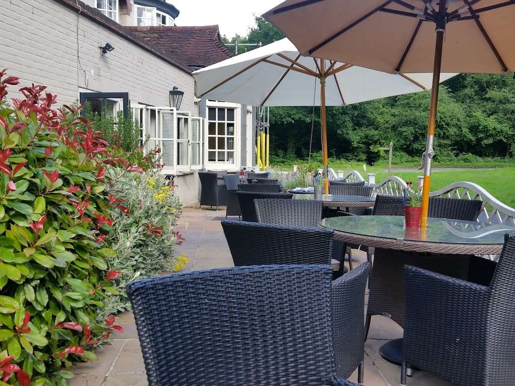 The Blue Anchor | Dorking Rd, Tadworth KT20 5SL, UK | Phone: 01737 819760