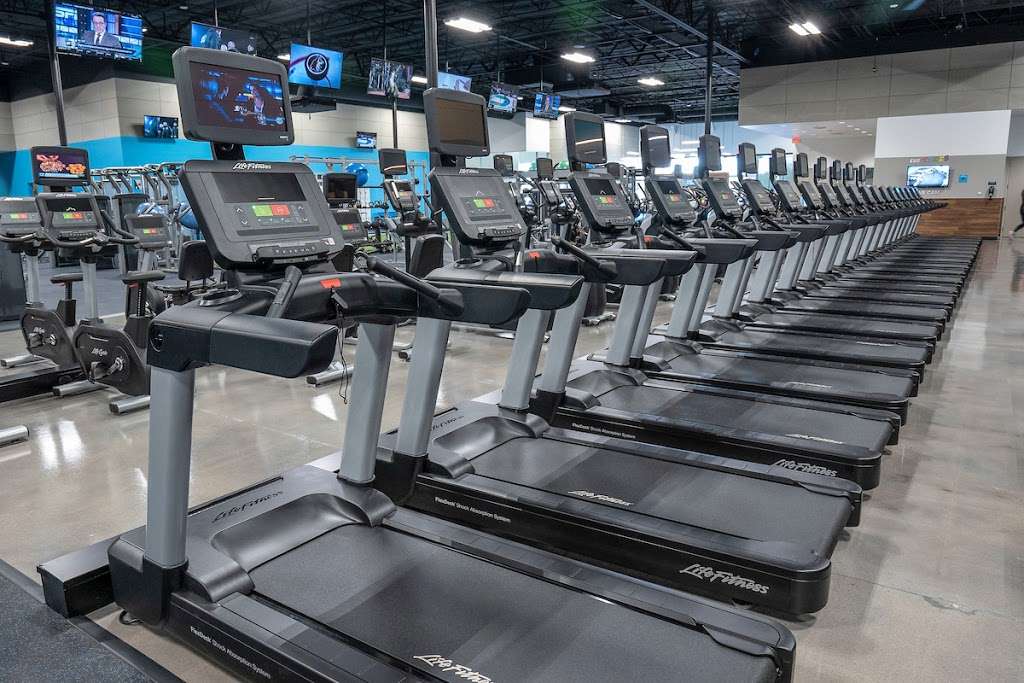 EōS Fitness | 7000 E Mayo Blvd Bldg 13, Phoenix, AZ 85054, USA | Phone: (480) 542-2754