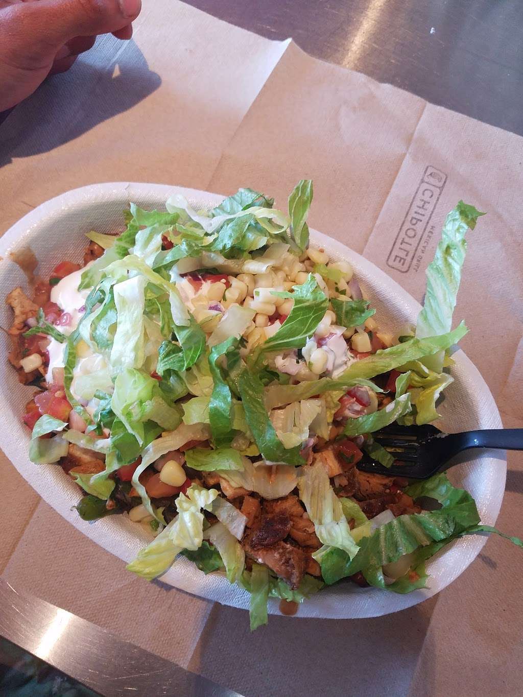 Chipotle Mexican Grill | 7173 Kingery Hwy, Willowbrook, IL 60527, USA | Phone: (630) 560-7900