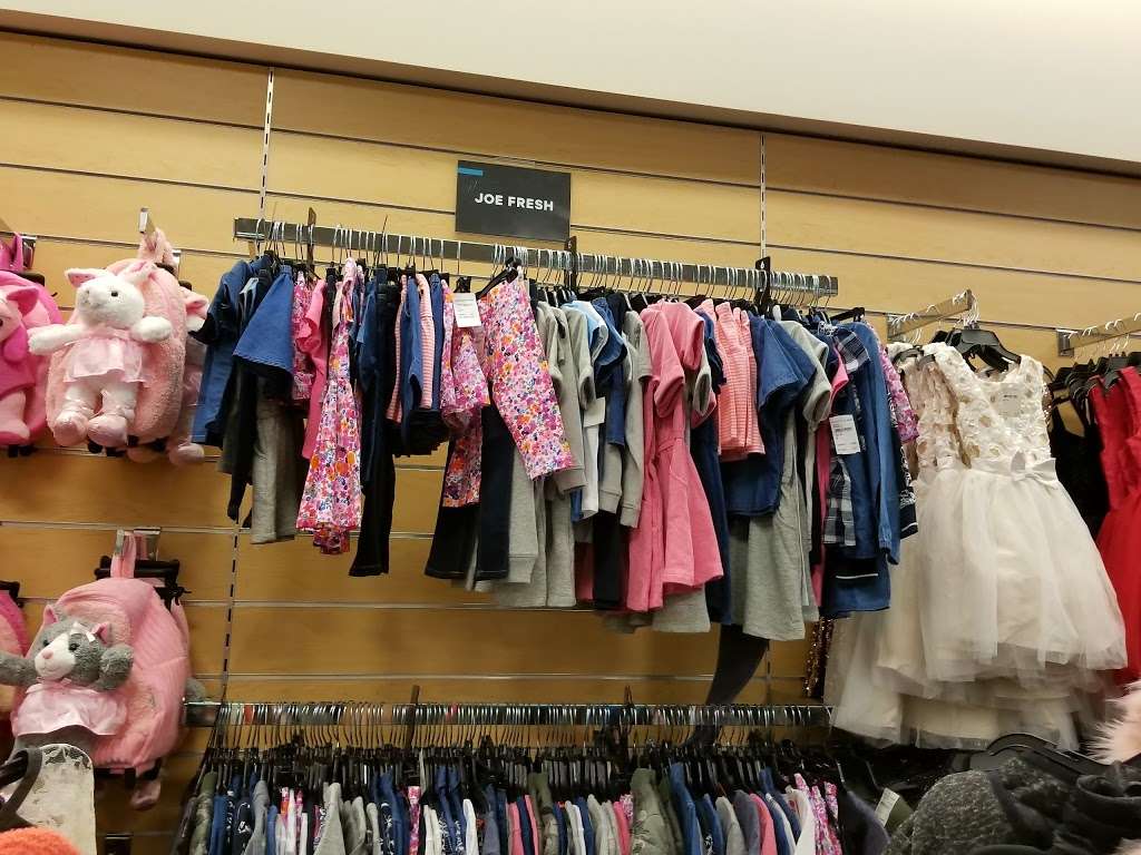 Nordstrom Rack Burbank Empire Center | 1601 N Victory Pl, Burbank, CA 91502, USA | Phone: (818) 478-2930