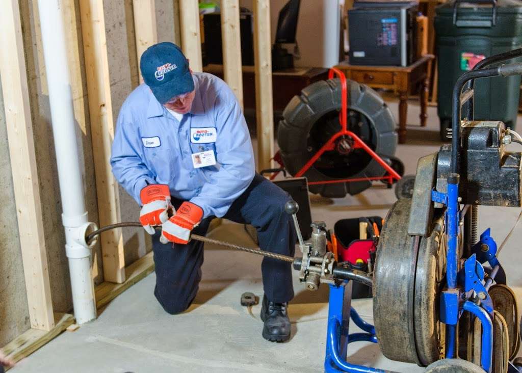 Roto-Rooter Plumbing & Water Cleanup | 220 Demeter St, East Palo Alto, CA 94303 | Phone: (650) 325-3806