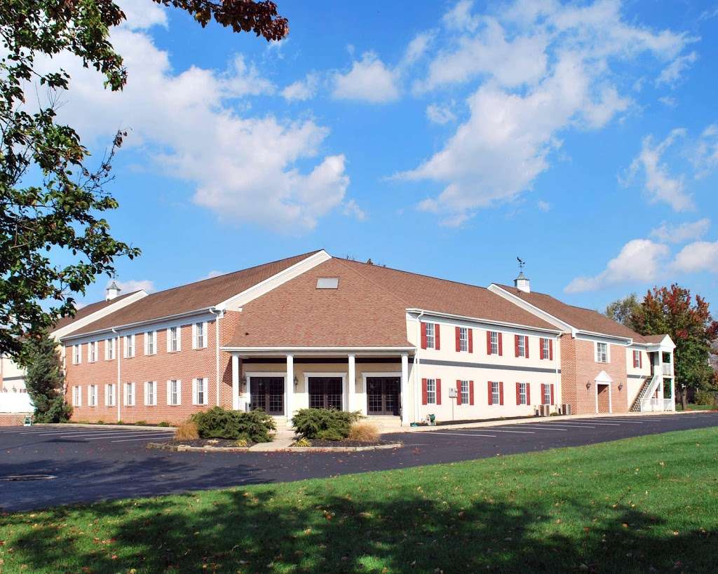 Rodeway Inn & Suites Myerstown - Lebanon | 411 N College St, Myerstown, PA 17067, USA | Phone: (717) 866-6536