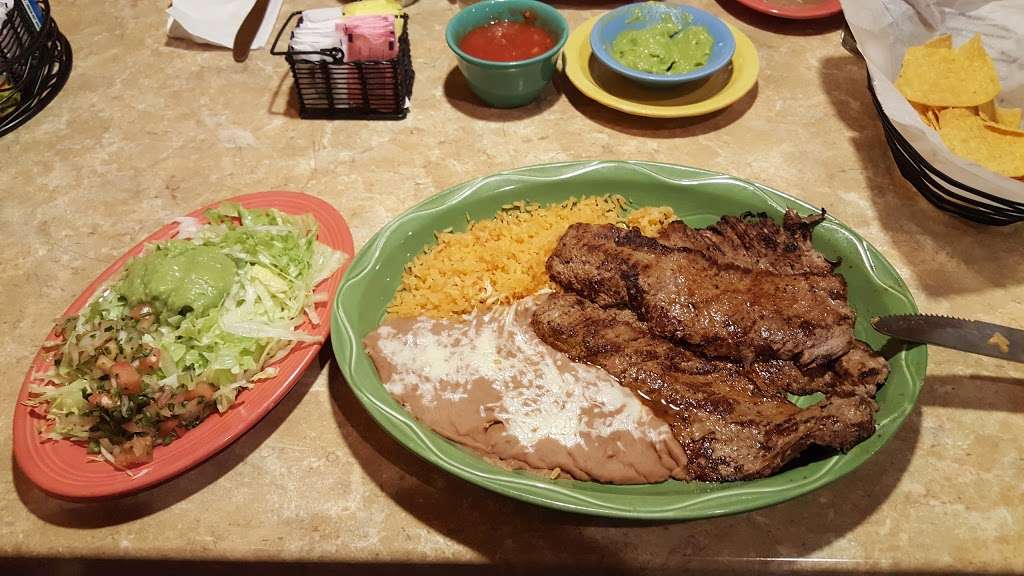 El Azteca Mexican Restaurant | 511 S Red Haven Ln, Dover, DE 19901 | Phone: (302) 538-6216