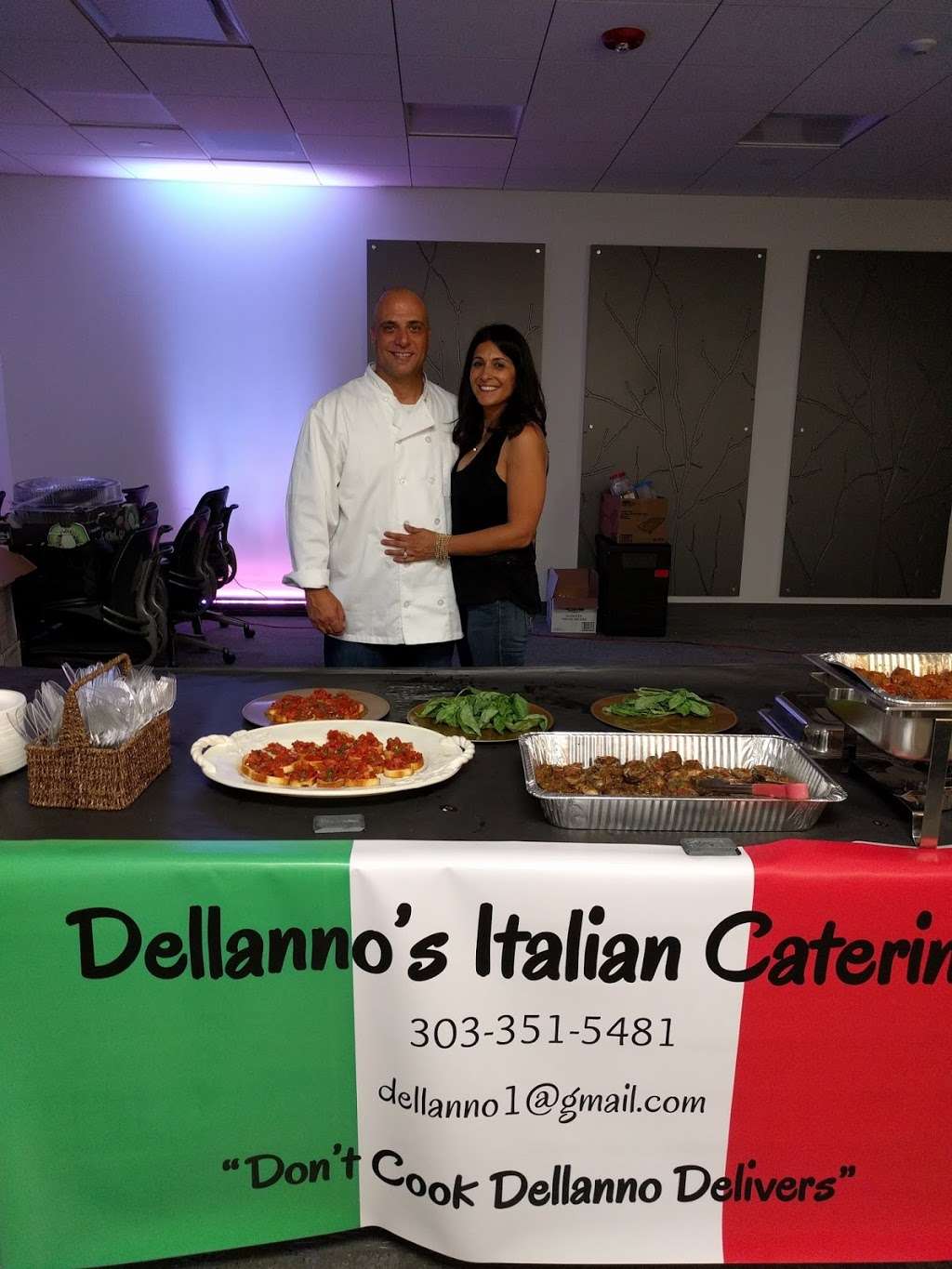 Dellannos Italian Deli & Pizza | 6820 S Liverpool St Unit B, Aurora, CO 80016, USA | Phone: (303) 955-2178