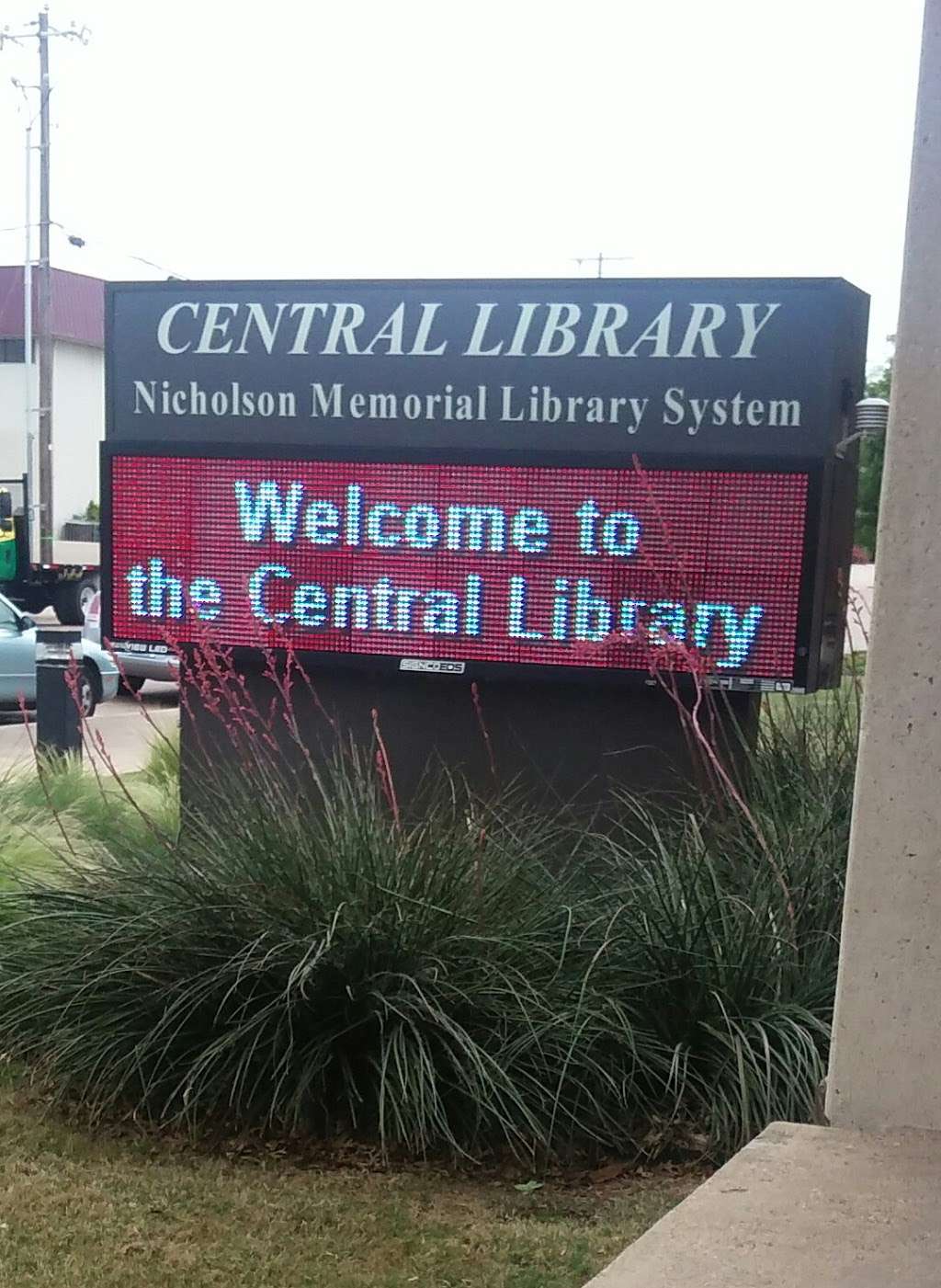 Garland Central Library | 625 Austin St, Garland, TX 75040, USA | Phone: (972) 205-2500