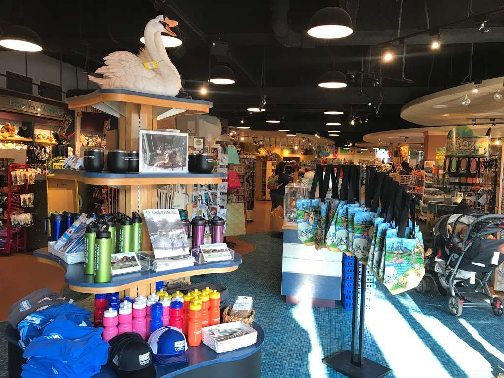 Wild Things gift shop at Lincoln Park Zoo | 2234 N Cannon Dr, Chicago, IL 60614 | Phone: (312) 742-2265