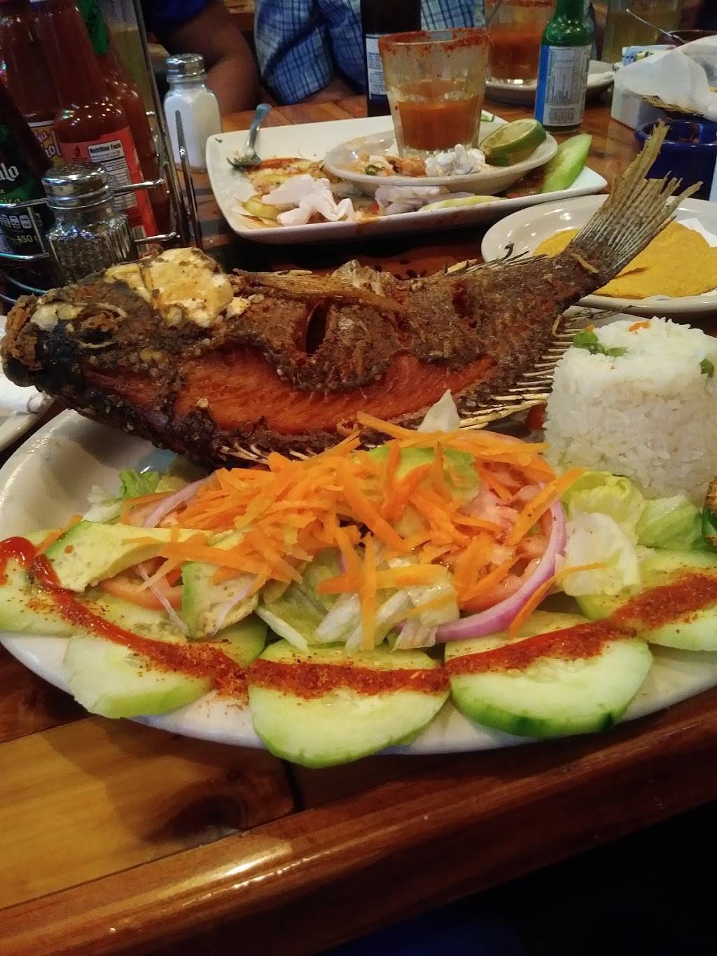La Laguna Mariscos and Sushi | 4205 Jaime Zapata Memorial Hwy #33, Laredo, TX 78043, USA | Phone: (956) 568-1980