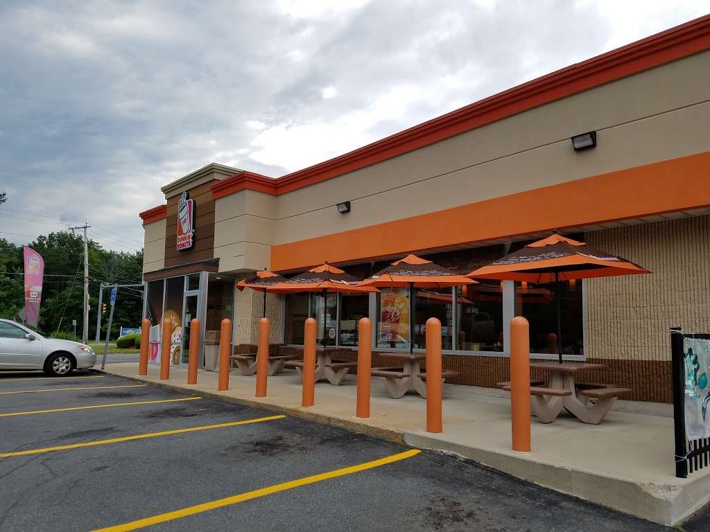 Dunkin | 127 Main St, Foxborough, MA 02035, USA | Phone: (508) 543-5460