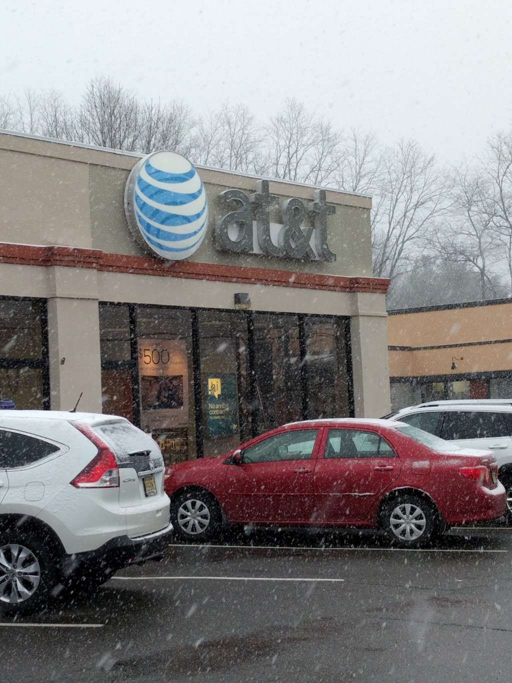 AT&T Store | 320 Route 10 West, East Hanover, NJ 07936 | Phone: (973) 884-2222