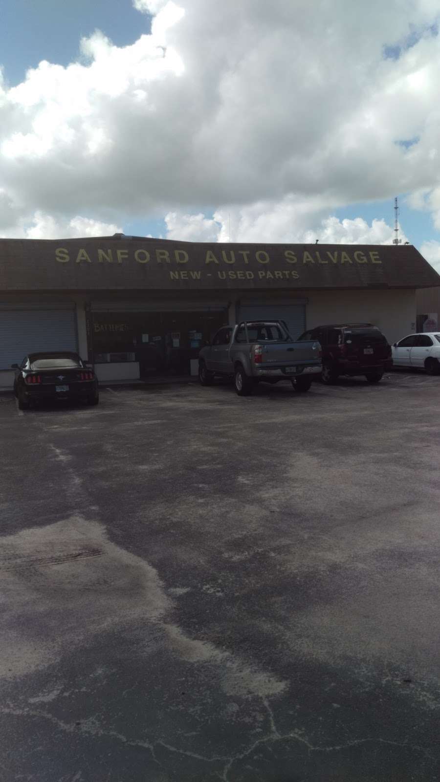 Sanford Auto Salvage | 1101 Albright Rd, Sanford, FL 32771, USA | Phone: (407) 321-3371