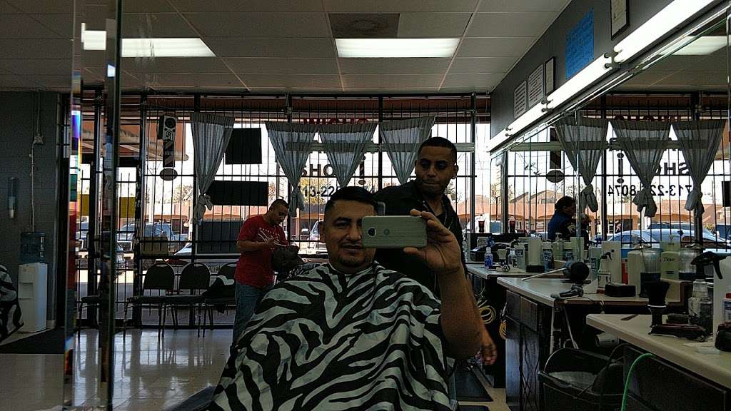 Wichos Barbershop | 2121 N Main St Ste C, Houston, TX 77009, USA | Phone: (713) 226-8074