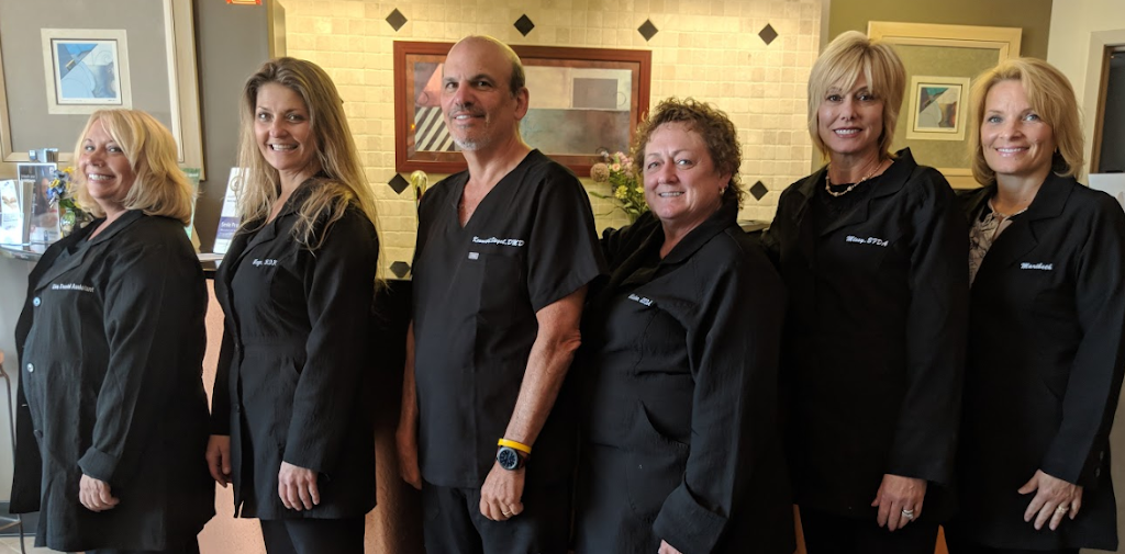 Dental Excellence of Blue Bell | 706 Dekalb Pike, Blue Bell, PA 19422 | Phone: (610) 272-0828