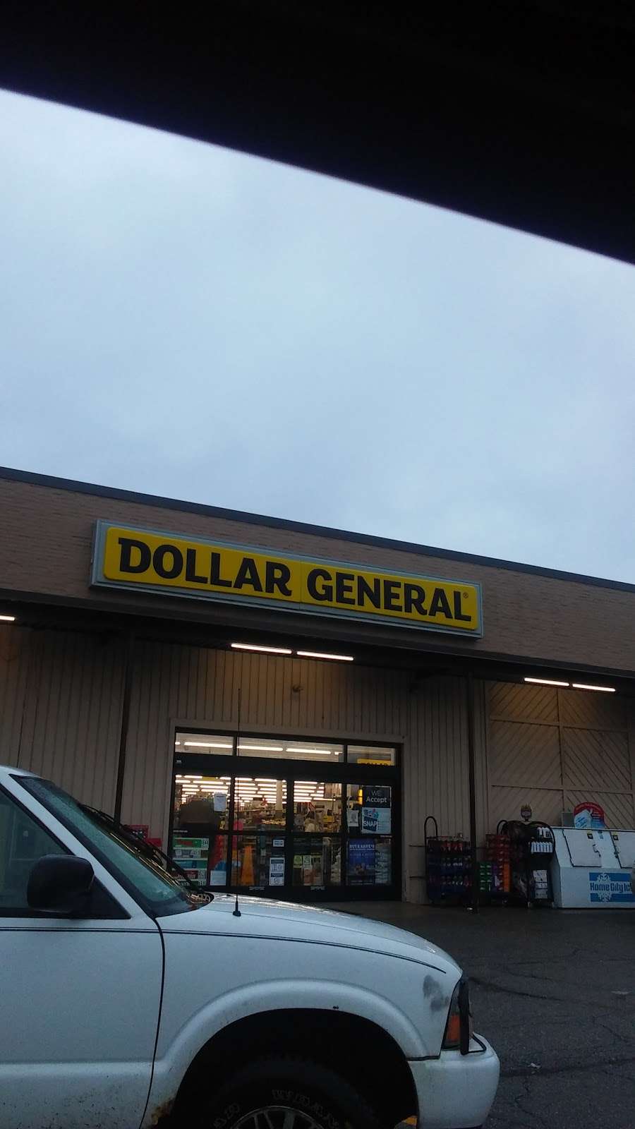 Dollar General | 609 E Lincolnway, La Porte, IN 46350, USA | Phone: (219) 380-0430