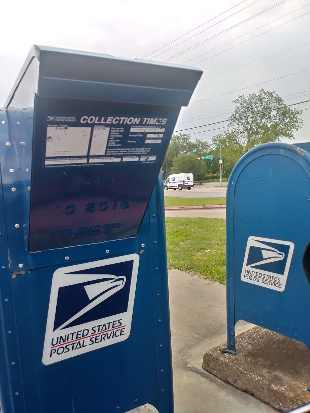 United States Postal Service | 3655 Simpson Stuart Rd, Dallas, TX 75241, USA | Phone: (800) 275-8777