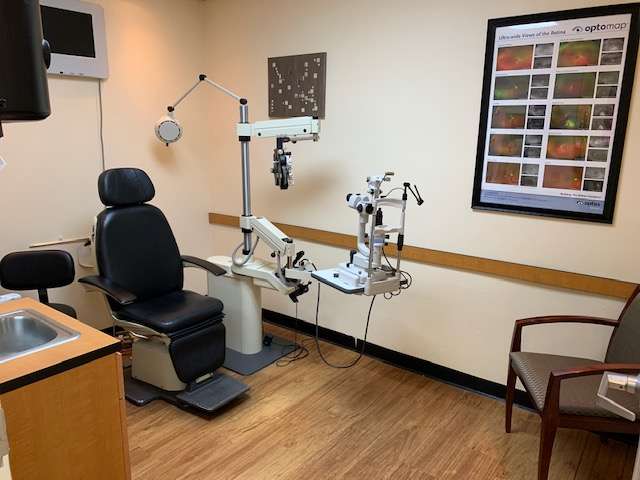 Riz Eye Care - Wharton Eye Doctor | 10388 US-59, Wharton, TX 77488, USA | Phone: (979) 531-0998