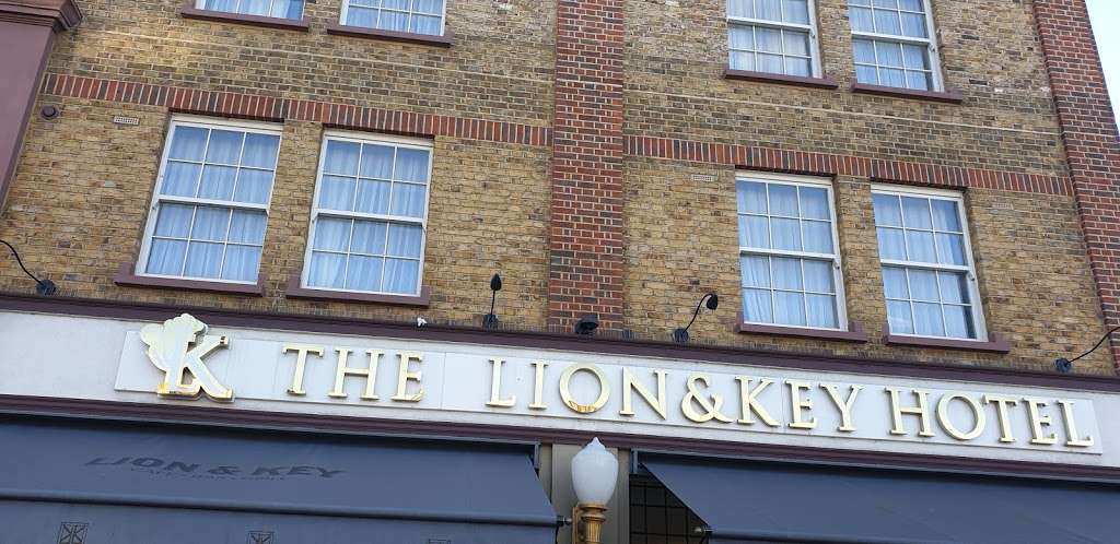 The Lion & Key Hotel | 11 Laburnum Gardens, London N21 3HU, UK | Phone: 020 8558 7850