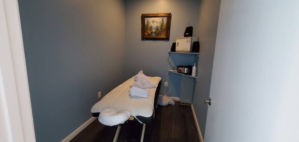 massage randolph | 37 Randolph Rd, Colesville, MD 20904, USA | Phone: (240) 464-5779
