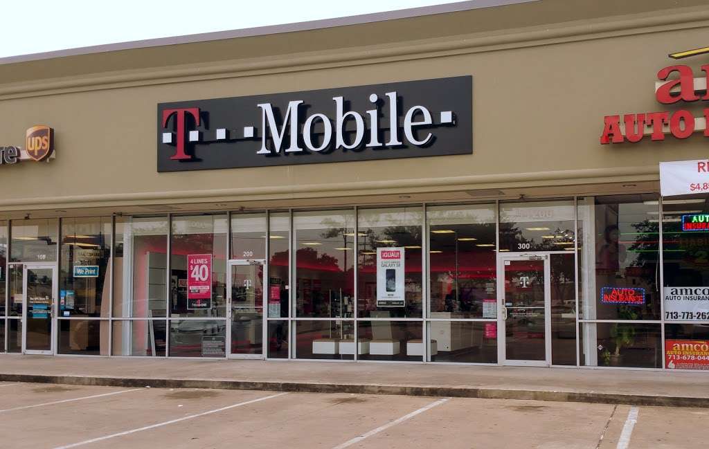 T-Mobile | 11200 Fuqua Ave Ste. 200, Houston, TX 77089, USA | Phone: (281) 481-0849