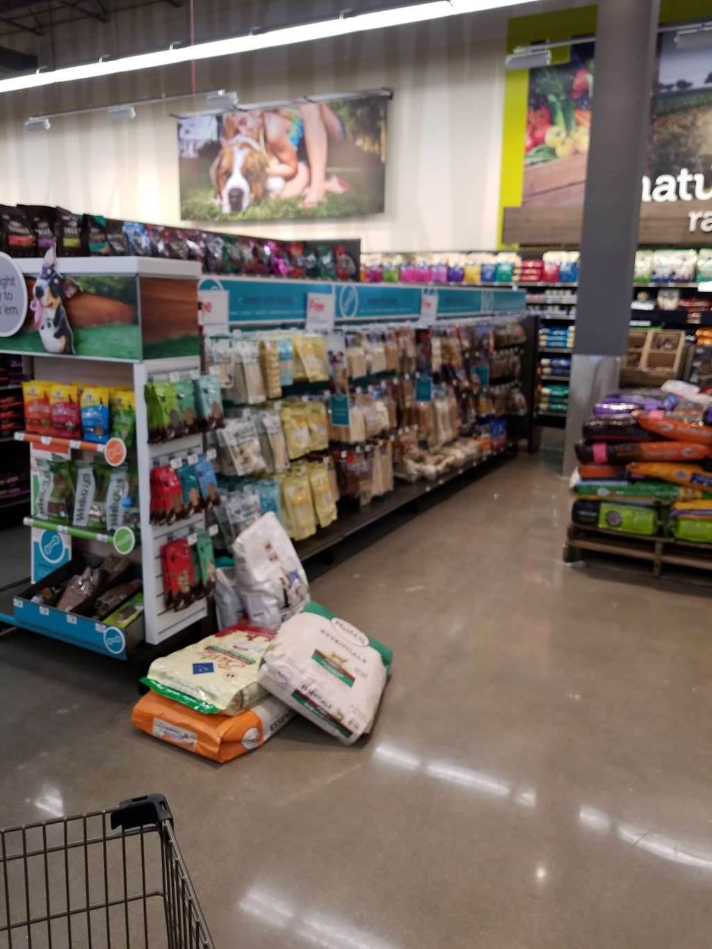 Petco Animal Supplies | 233 S Stewart Rd, Liberty, MO 64068, USA | Phone: (816) 439-4235