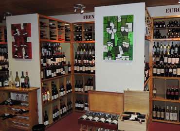 Wine and the Vine | Battlers Green Farm, Common Ln, Radlett WD7 8PH, UK | Phone: 07973 753928