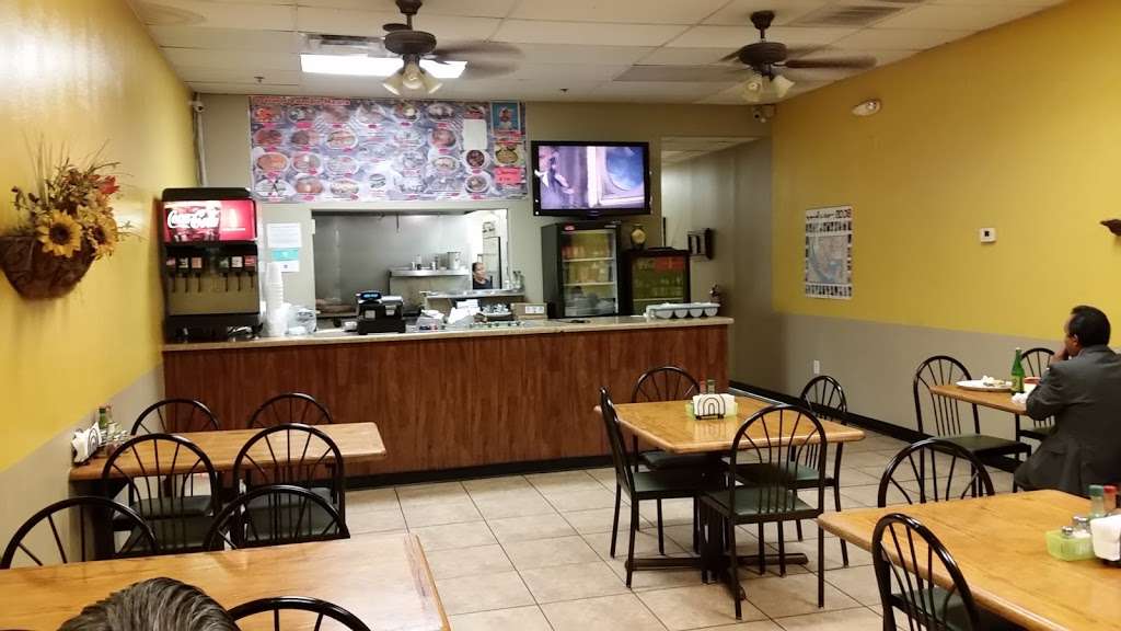 El Sabor de la Familia | 8345 W Glendale Ave #105, Glendale, AZ 85305, USA | Phone: (623) 772-0387