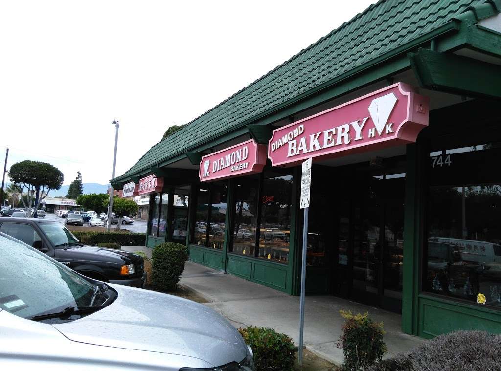 Diamond Bakery | 744 Garvey Ave, Monterey Park, CA 91754, USA | Phone: (626) 289-5172